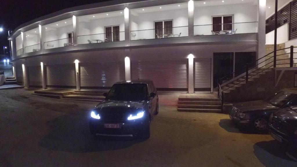 Lumi Hotel - Image 11