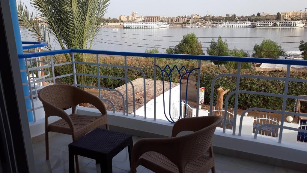 Balkón nebo terasa v ubytování Hofni Palace Nile Niew