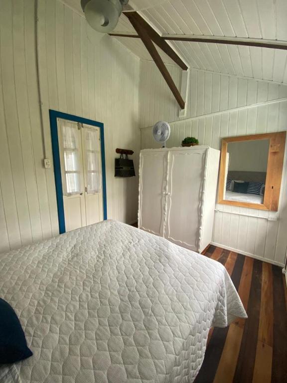  Casa no Farol com acesso exclusivo à Prainha