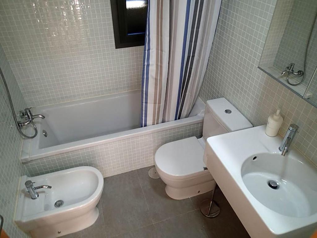 Kúpeľňa v ubytovaní LOS BALOS 30 by RENTMEDANO top level, spectacular ocean views, parking, wifi
