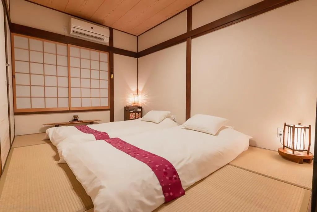 Guesthouse Hanamiya, Kyoto, Japan
