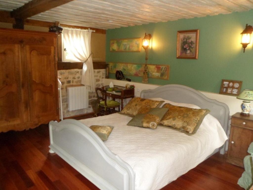 Postel nebo postele na pokoji v ubytování Les Chambres de Pontfol - Chambres d'hôtes - Guest house