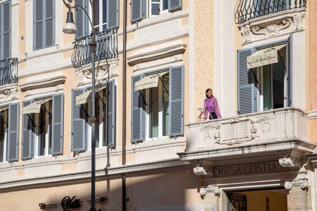 Hotel La Place Roma - Resim 24