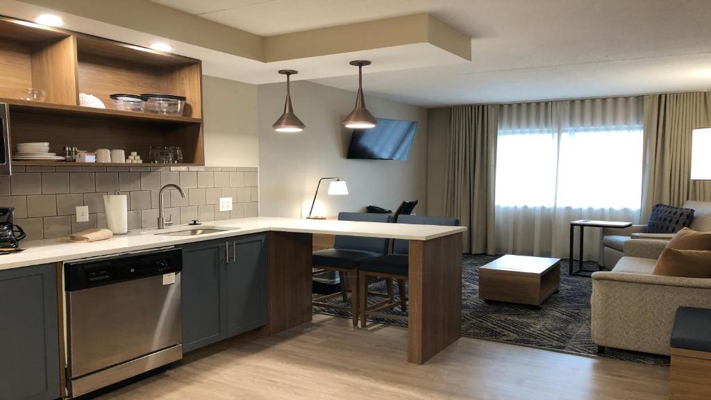 Candlewood Suites - Cleveland South - Independence by IHG photo