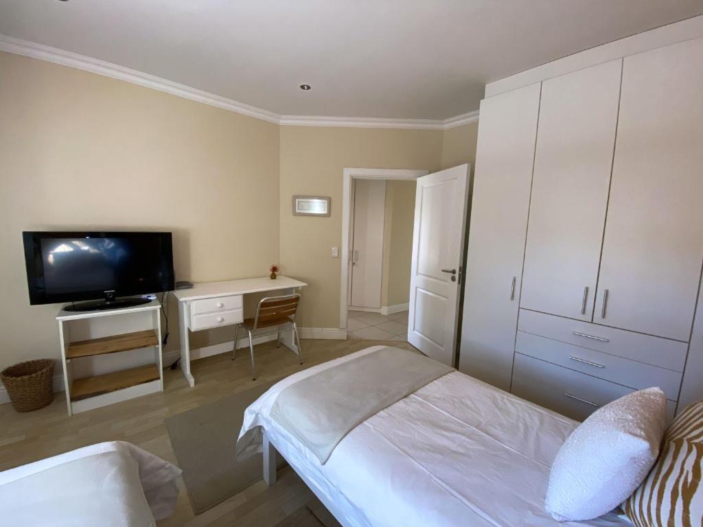 The Ridge @ Plettenberg with Sea & Mountain Views - Image 5