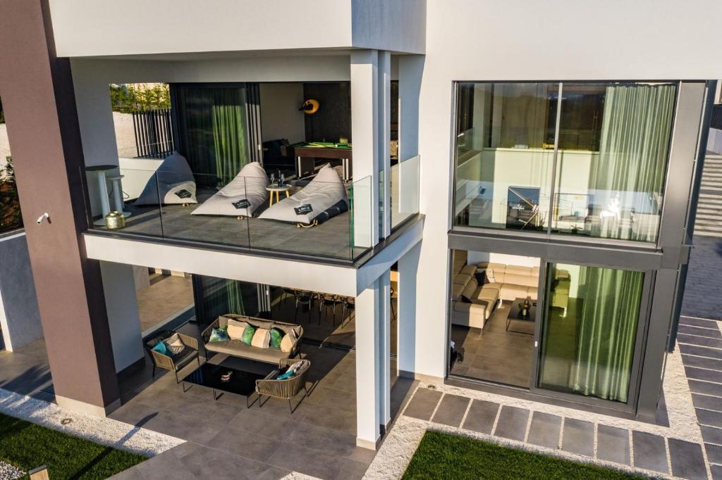 Balkón alebo terasa v ubytovaní Luxury Villa Deluxe Pula with private pool in Pula - Istria