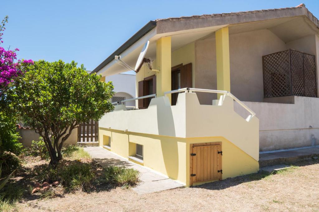 The building in which the holiday home is located