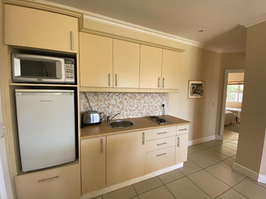 The Ridge @ Plettenberg with Sea & Mountain Views - Image 26