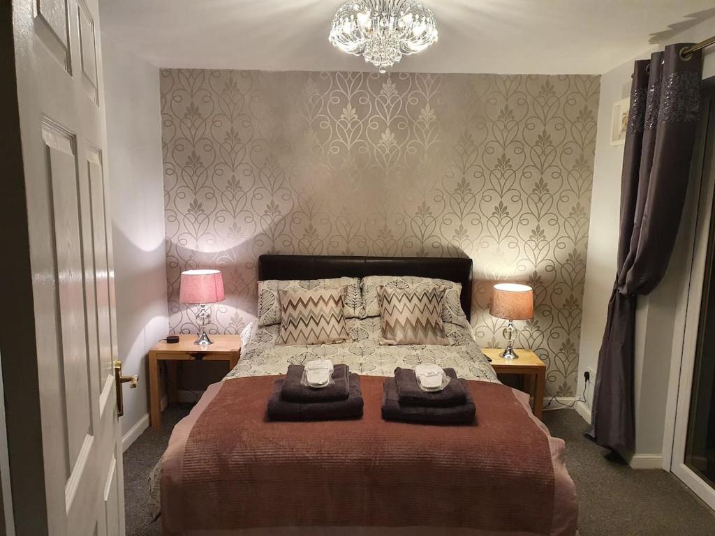 The Wee Studio For Two – Photos 1