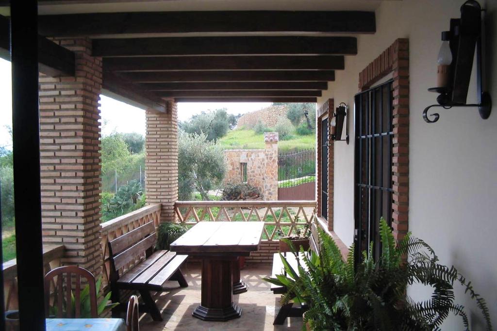 Balkón alebo terasa v ubytovaní Charming Villa in Ronda with Pool