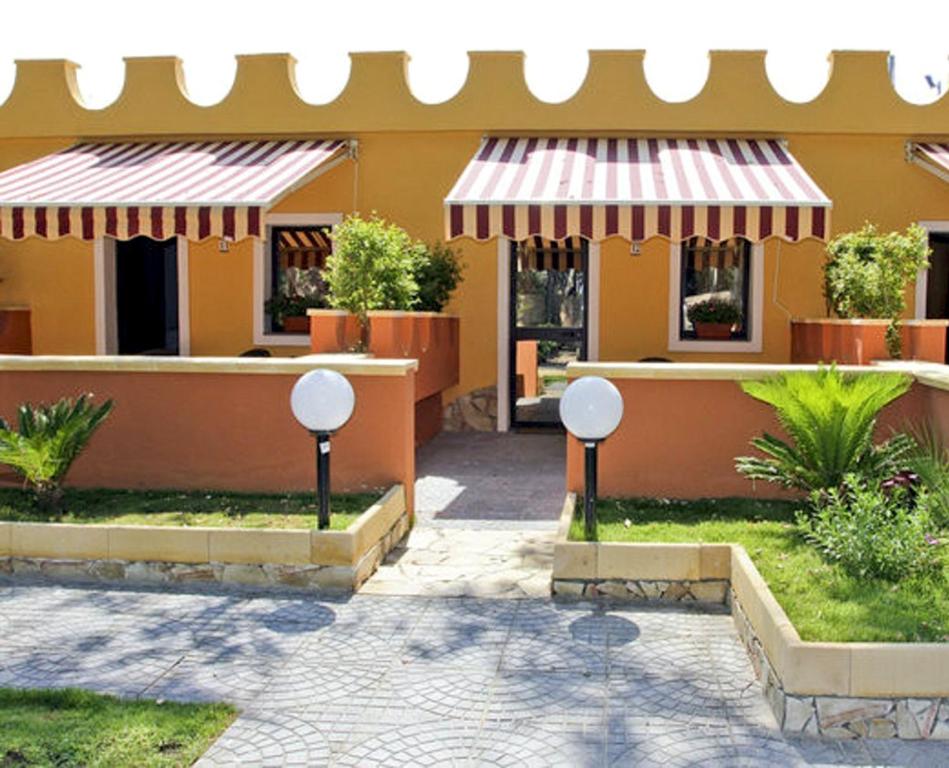 Bright Apartment in Vaccarizzo delfino 60 m² with pool - Housity