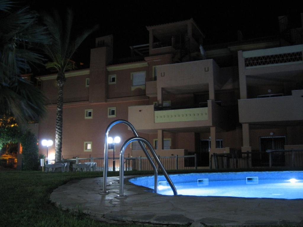 Bazén v ubytovaní Spacious Apartment in Marbella, Pool alebo v jeho blízkosti