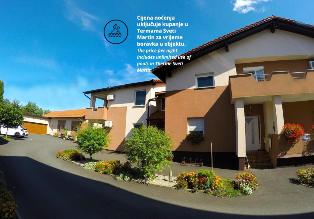 Apartments and Rooms Rea - Housity