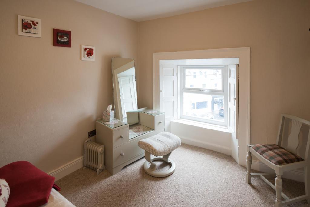 Posezení v ubytování Charming 2-Bed Apartment in Donegal Town Centre