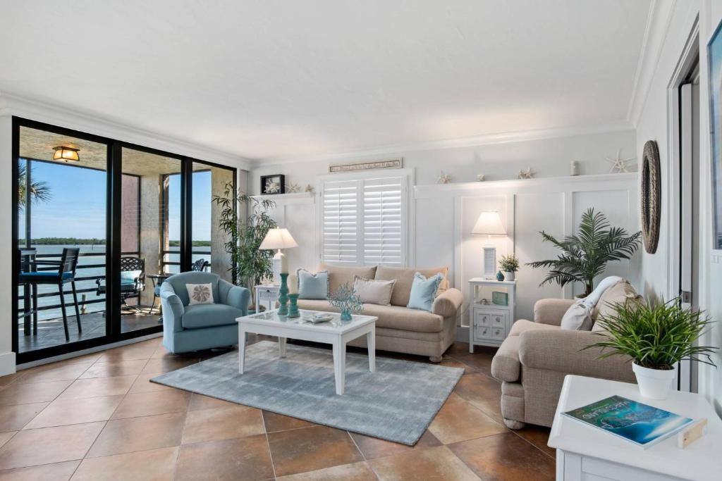 Riverside Club E201, Marco Island (updated prices 2024)