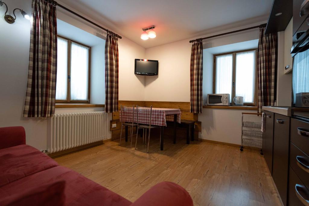 Kuchyň nebo kuchyňský kout v ubytování Alla Regia