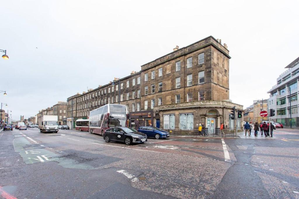 Gallery image of Stunning 2-Bed Apartment in Central Edinburgh in Edinburgh