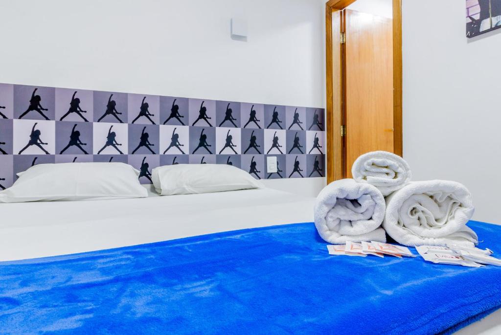  VivApp Rock CGH Suites