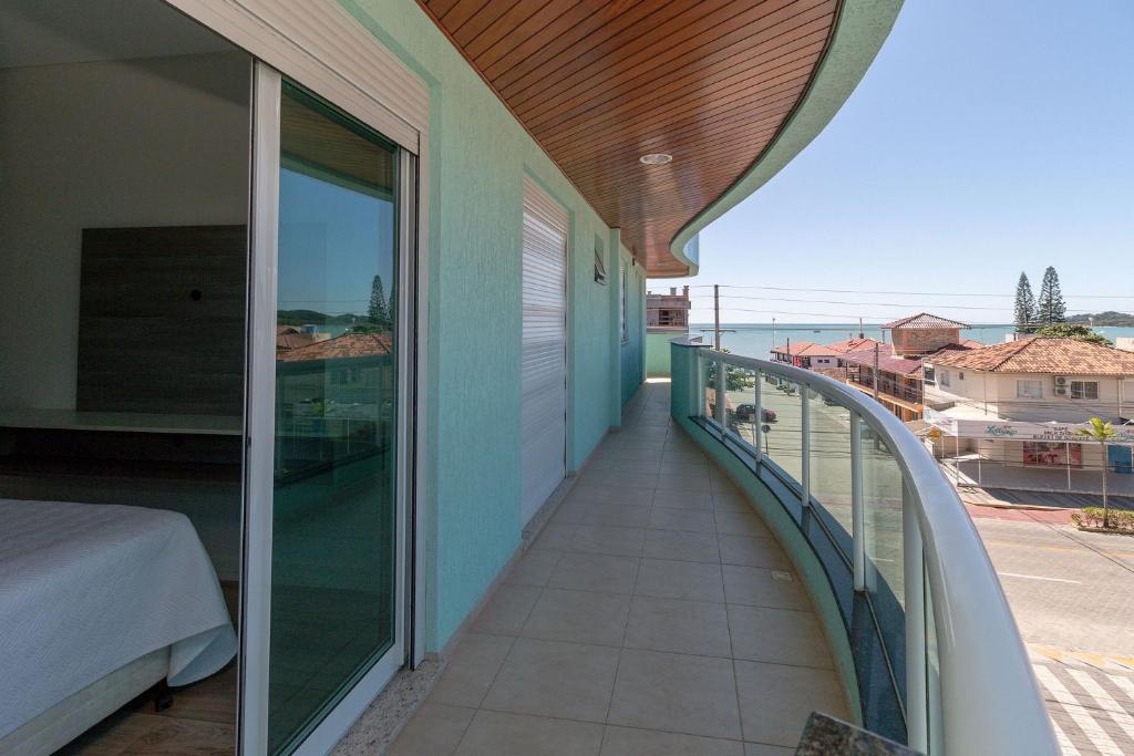  Aluguel Apartamento 3 quartos vista mar Bombas SC