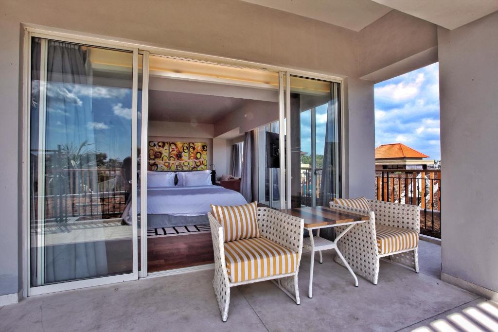 TS SUITES Seminyak Bali - 18