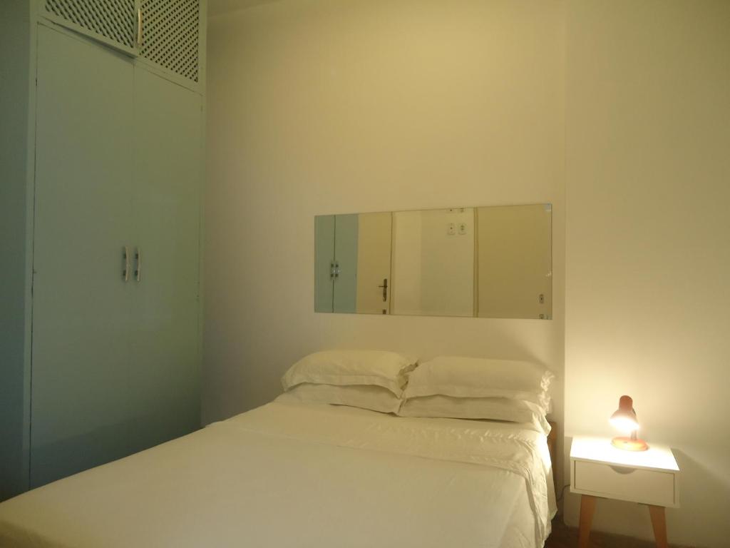 Copacabana 3 quartos ar cond a 2 qds da praia