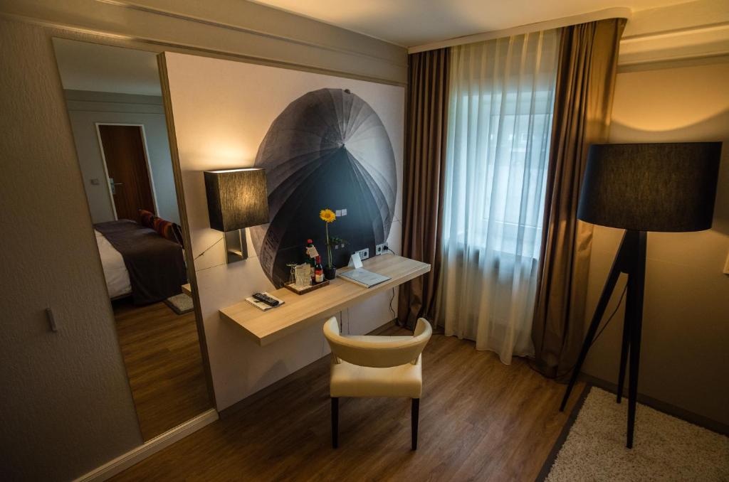 Hotel Zum Zeppelin Hamburg - Standard Double Room