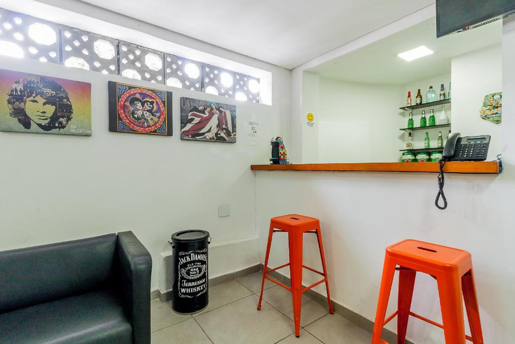  VivApp Rock CGH Suites