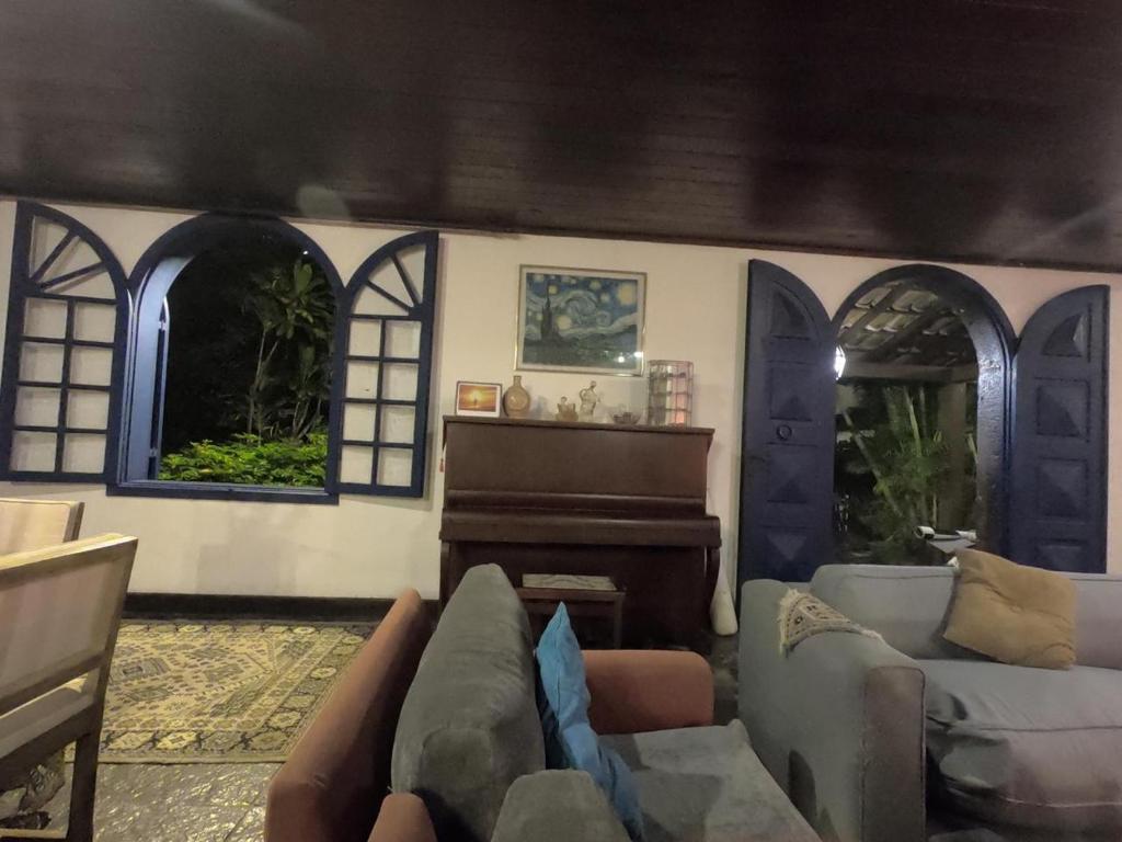  Quarto em Casa Rústica aos Pés do Cristo Redentor