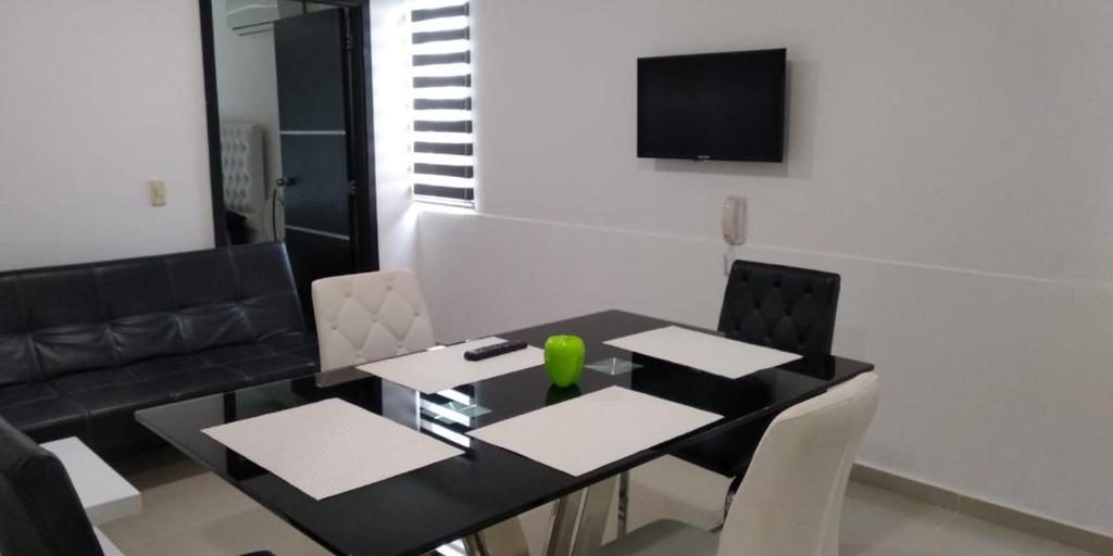 Aparta Estudios Edificio Valeria - Apartamento De Estudio