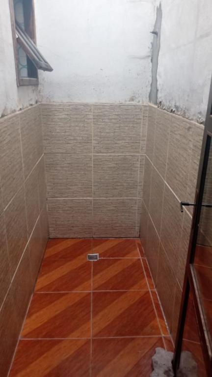  Casa com garagem