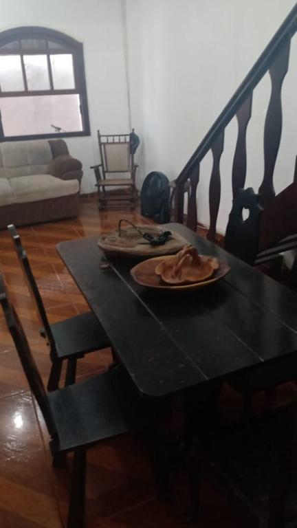  Casa com garagem