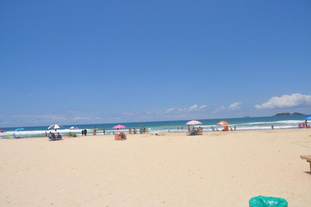  Pé na areia