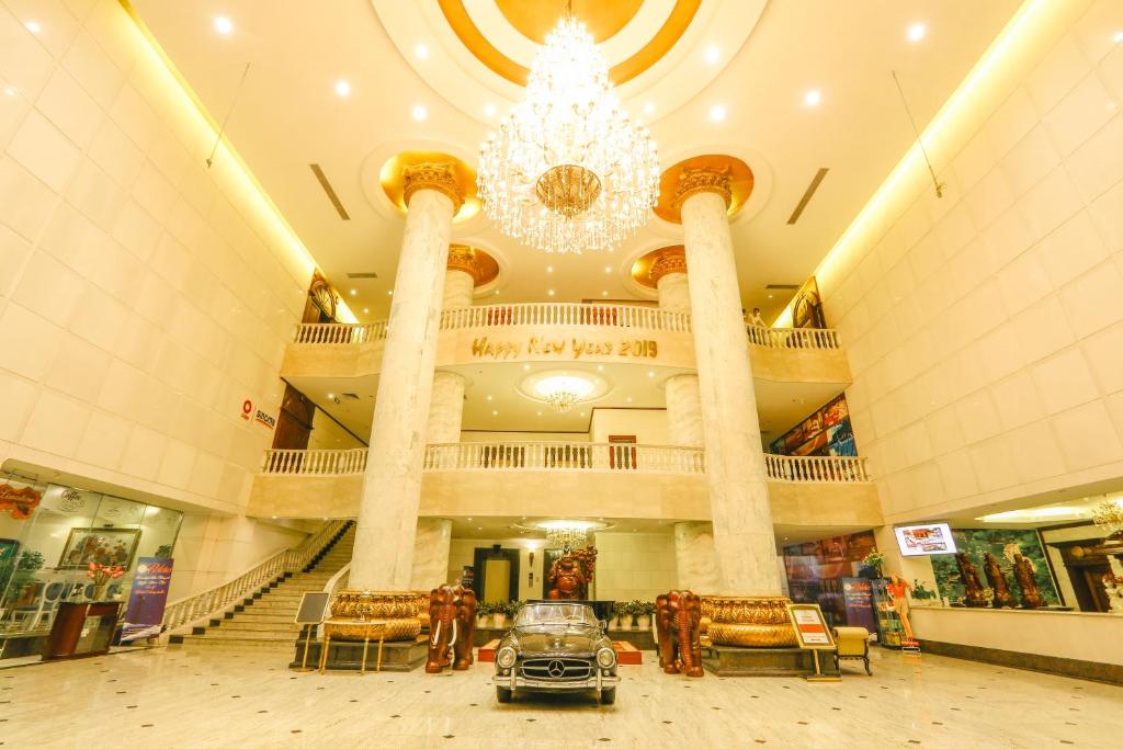 Lobbyen eller receptionen på The Vissai Hotel