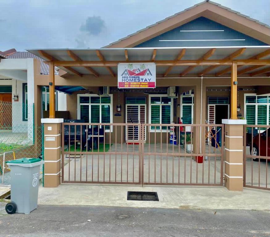 ST2167 Arfa Permata Homestay - Housity