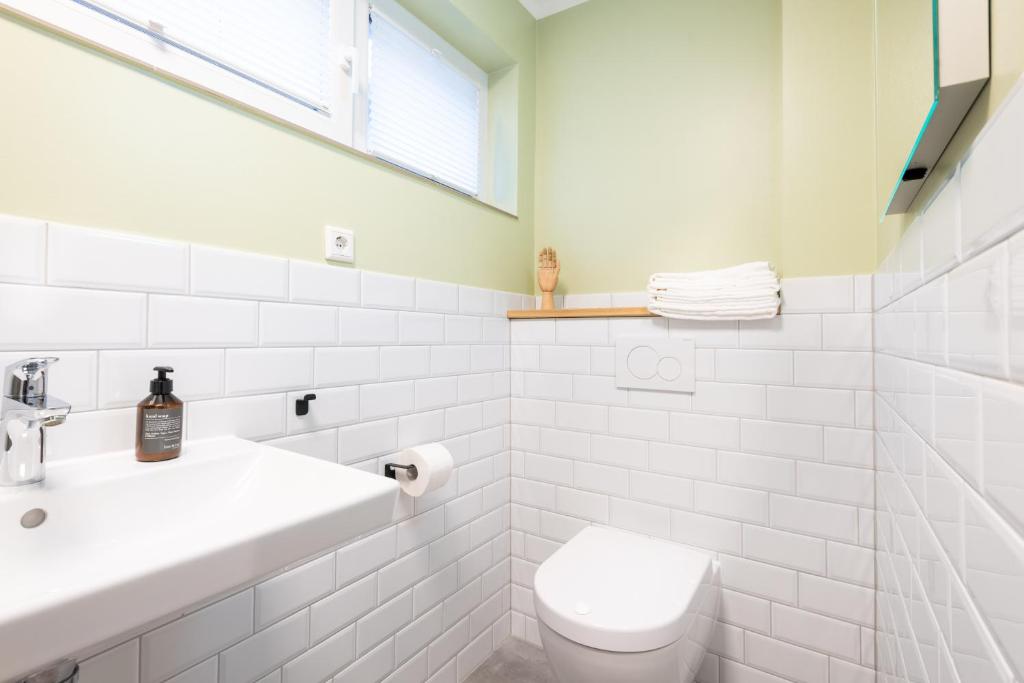 The Woodmans Airport Boardinghouse - Resim 15