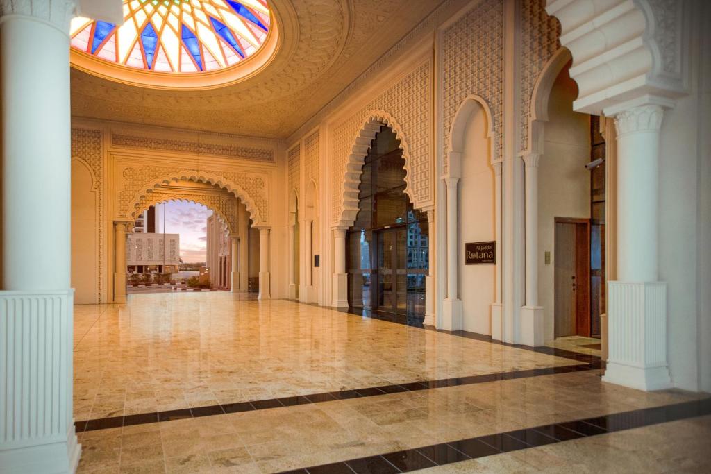 Fotografie z fotogalerie ubytování Al Jaddaf Rotana Suite Hotel v Dubaji
