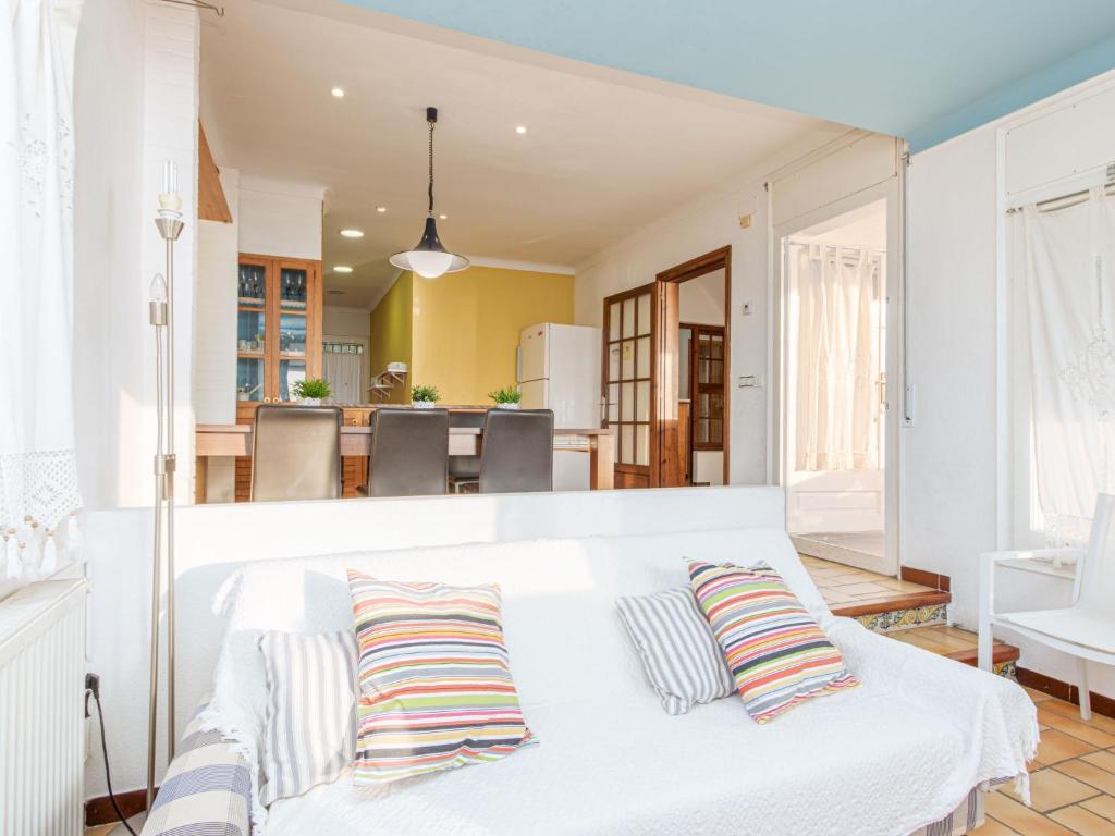 Posteľ alebo postele v izbe v ubytovaní Holiday Home Joan Sarda by Interhome