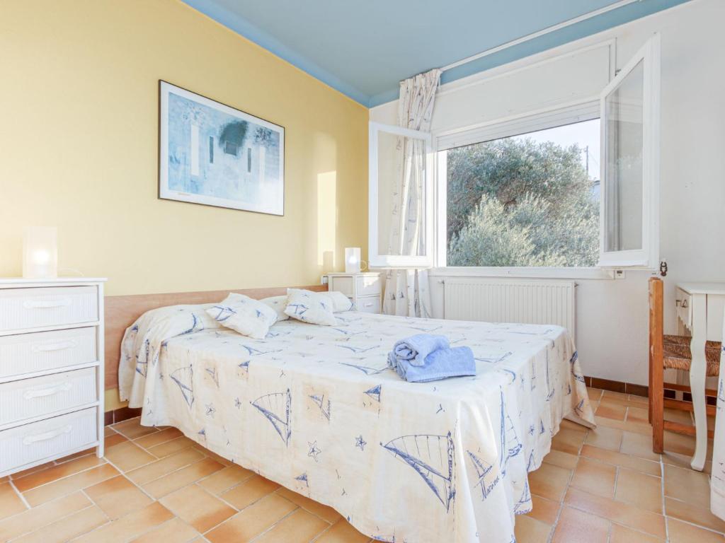 Posteľ alebo postele v izbe v ubytovaní Holiday Home Joan Sarda by Interhome