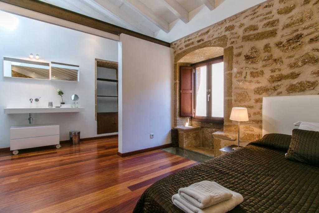 Posezení v ubytování Casa Murallas para 6 con piscina en Alcudia cerca de playas