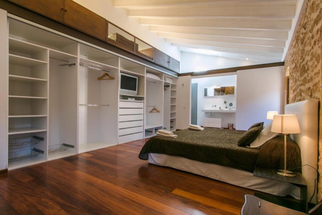 Kuchyň nebo kuchyňský kout v ubytování Casa Murallas para 6 con piscina en Alcudia cerca de playas