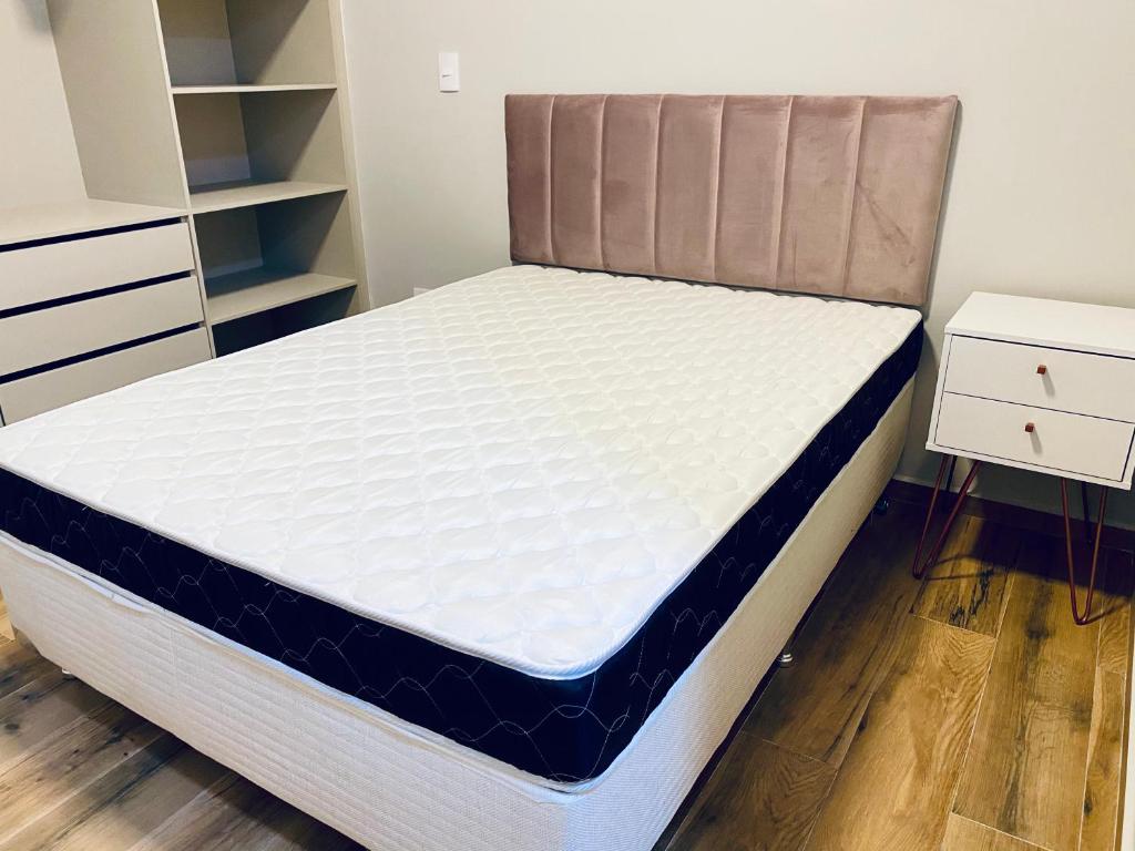  Belíssimo Apartamento no Centro de Ubatuba