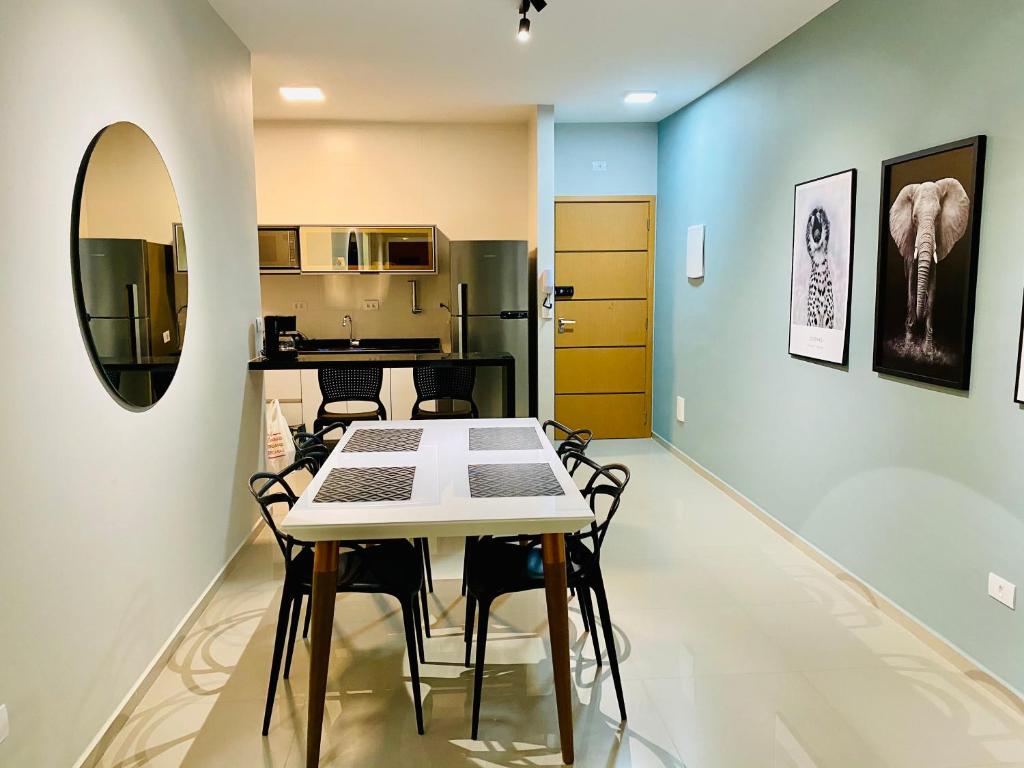  Belíssimo Apartamento no Centro de Ubatuba