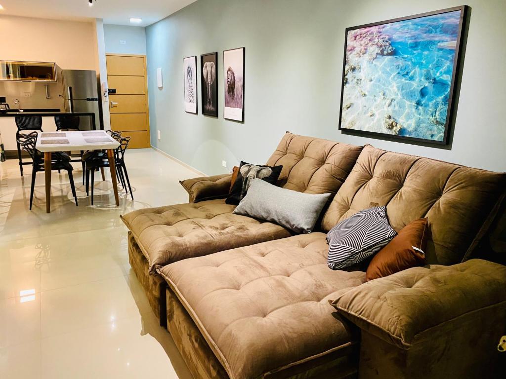  Belíssimo Apartamento no Centro de Ubatuba