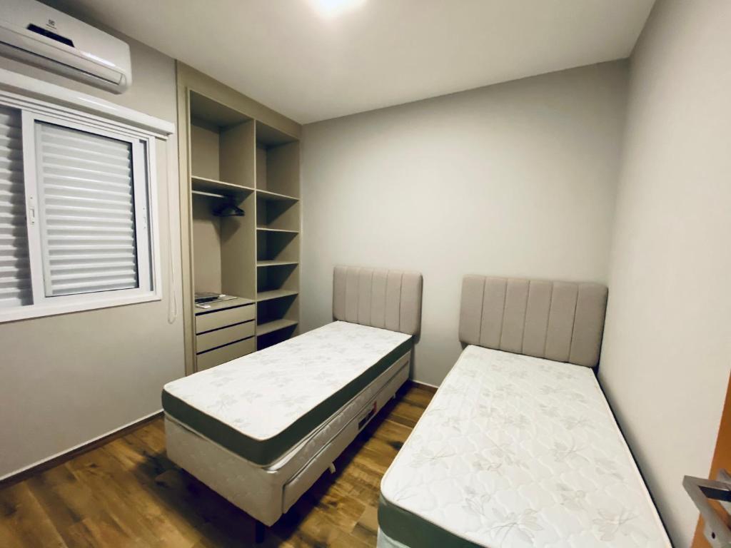  Belíssimo Apartamento no Centro de Ubatuba