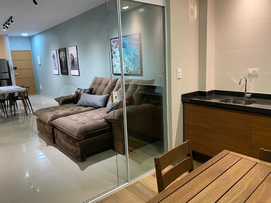  Belíssimo Apartamento no Centro de Ubatuba