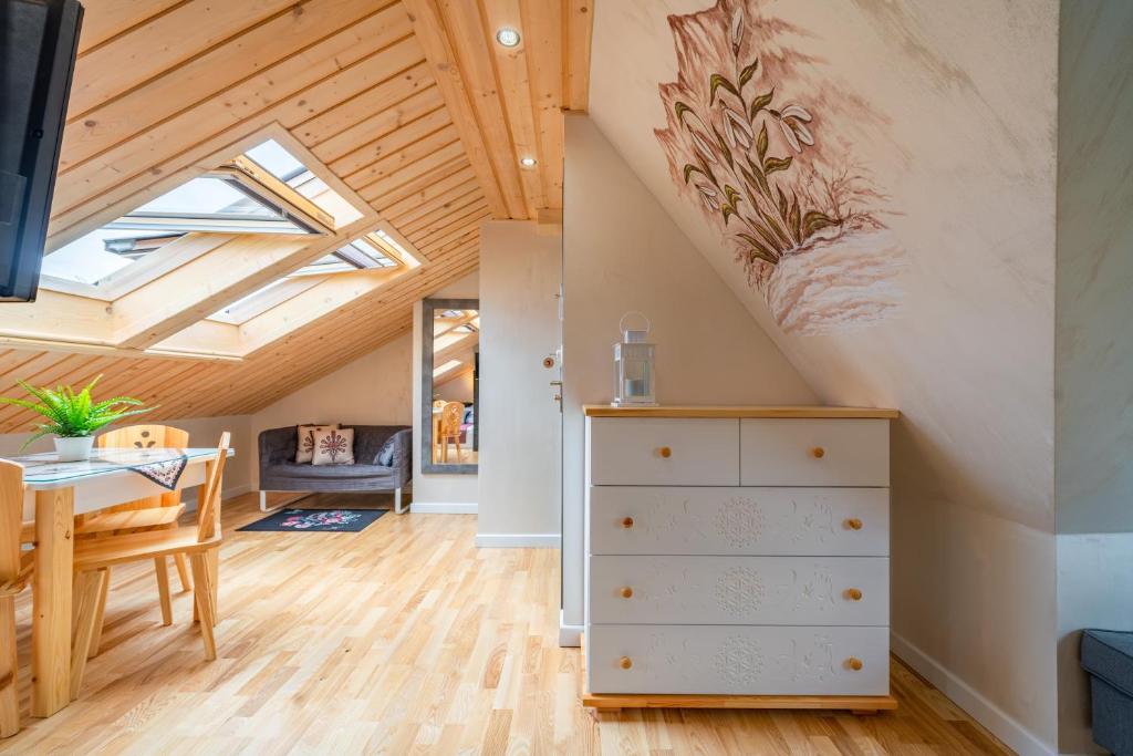 Apartamenty SPA Cztery Pory Roku - Junior Suite Con Mountain View