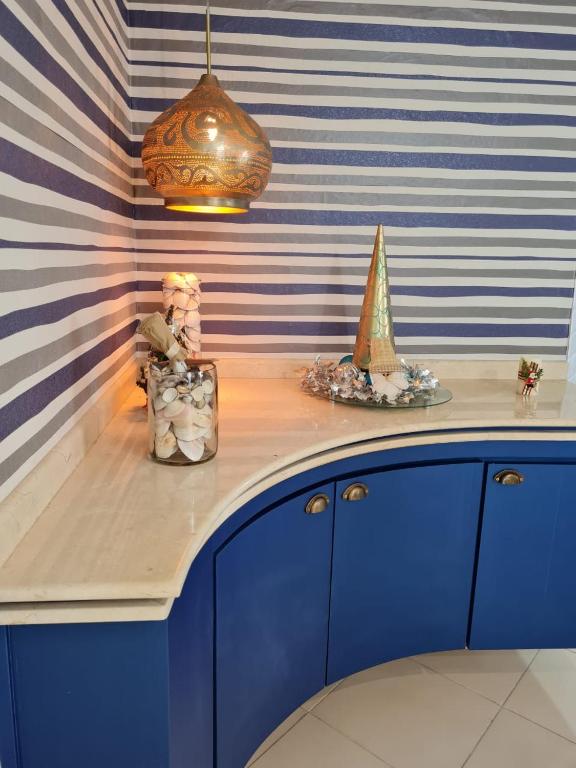  Cobertura Duplex c piscina e churrasqueira VISTA P MAR a 250 m da praia Guarujá Enseada