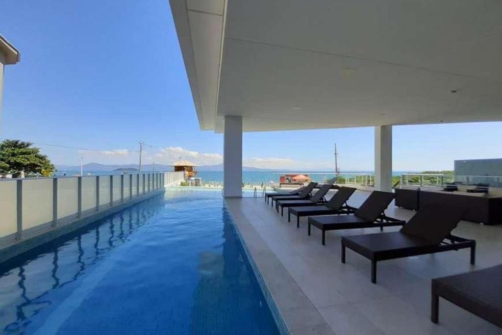  Maravilhoso e aconchegante apartamento de frente para o mar na Cachoeira do Bom Jesus