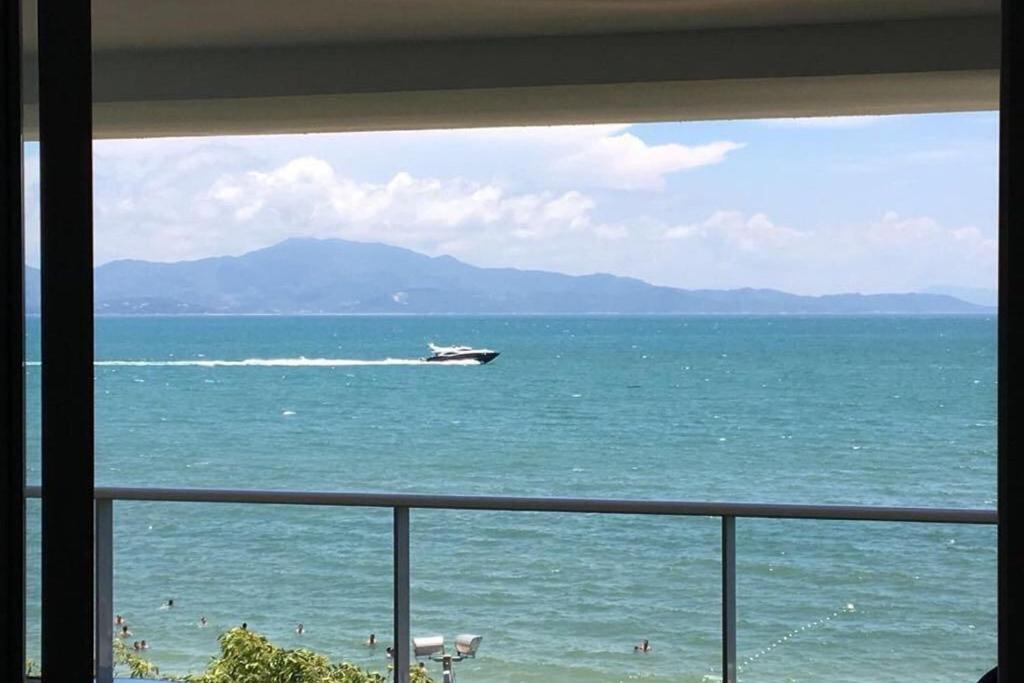  Maravilhoso e aconchegante apartamento de frente para o mar na Cachoeira do Bom Jesus