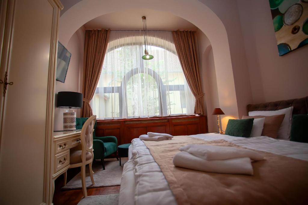 
Standard Double or Twin Room
